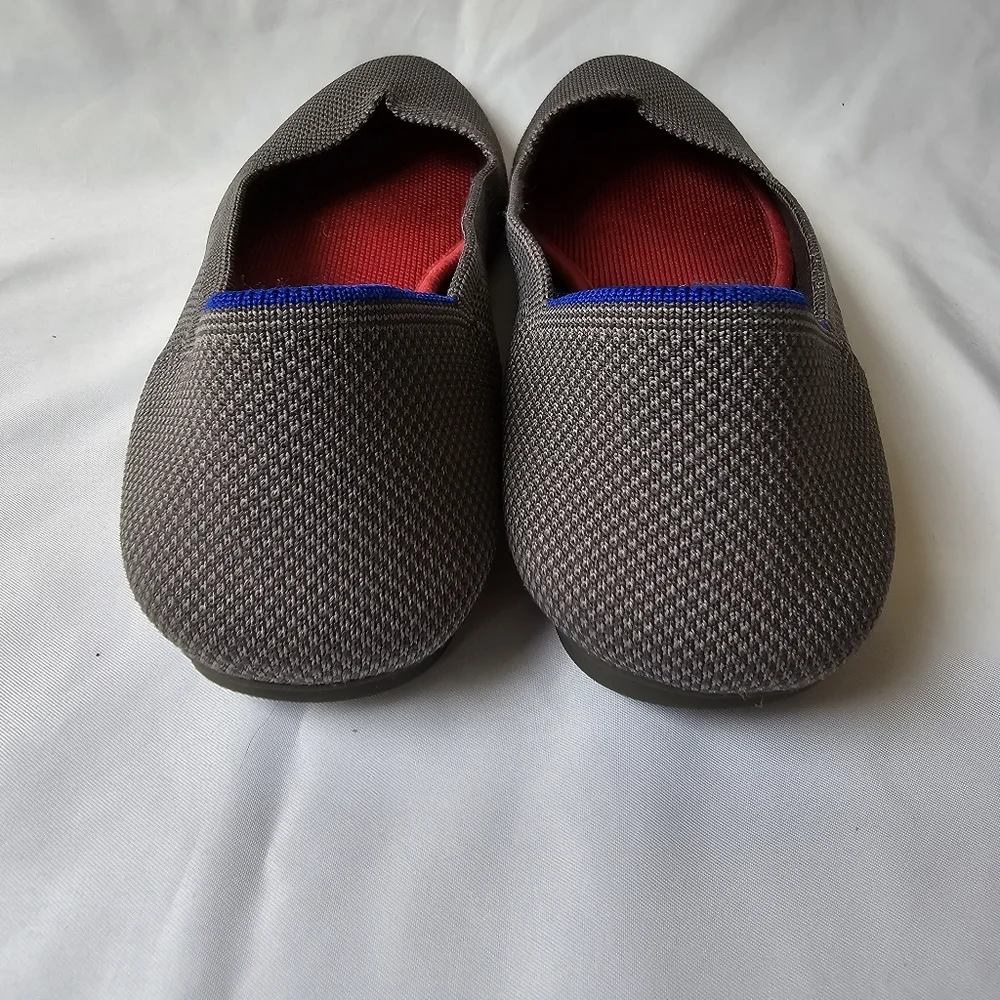 Rothy's  Round Toe Ballet Flat Shoe in Charcoal Washable 9,5